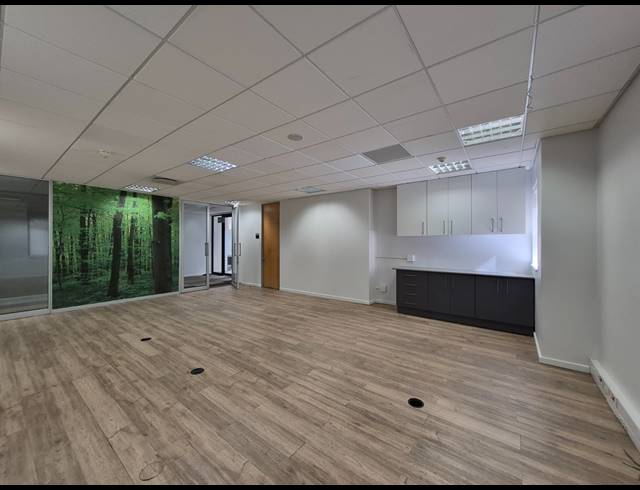 838M² OFFICE TO LET IN ILLOVO